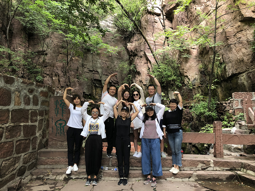 夏季繽紛，路泰齊聚嶂石巖